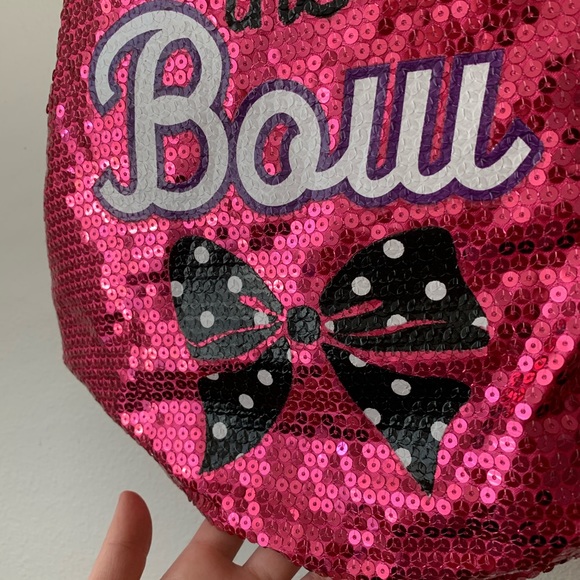 🌸 3/$10 Pink Sequence Drawstring Bag - Picture 4 of 9